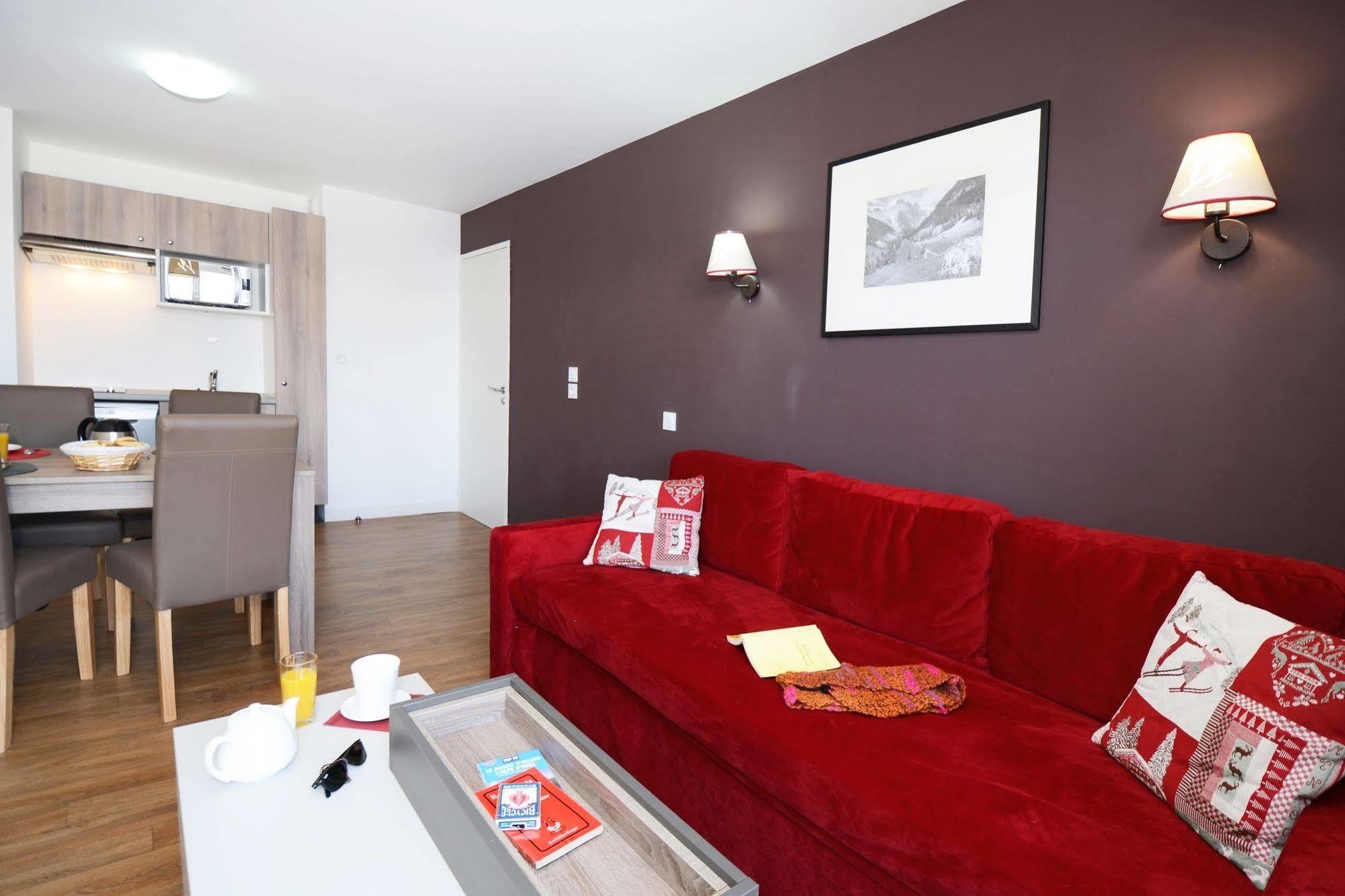 Residence Odalys Les Balcons D'Aurea オリ エクステリア 写真